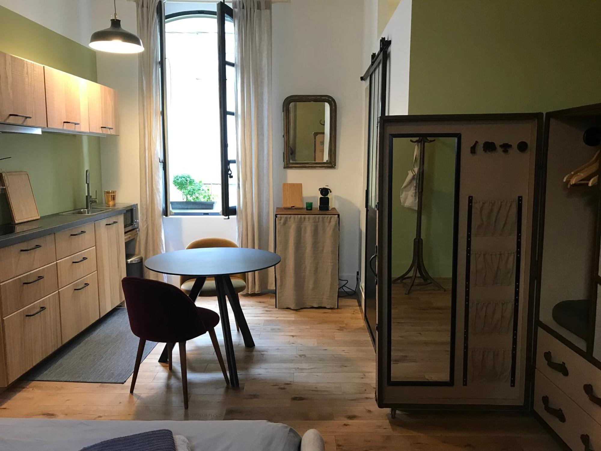 Studio De Charme A La Roquette 阿爾勒 外观 照片